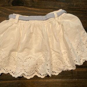 Mayoral Kids 36mo eyelet skirt with belt, excellent condition.